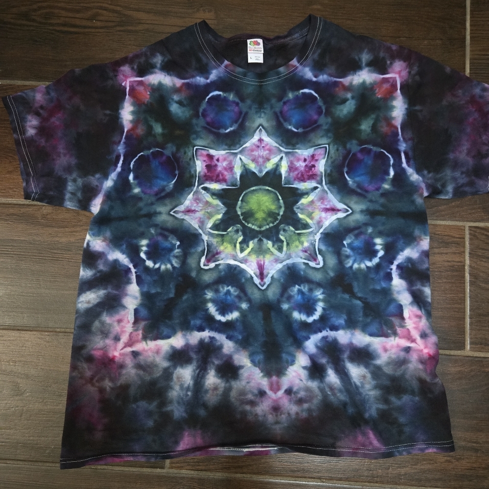 Well design tie dye